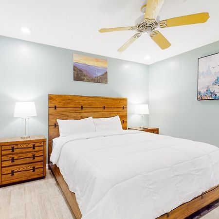 Smoky Mountain Castle Caretaker'S Apartment Sevierville Ngoại thất bức ảnh