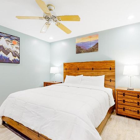 Smoky Mountain Castle Caretaker'S Apartment Sevierville Ngoại thất bức ảnh