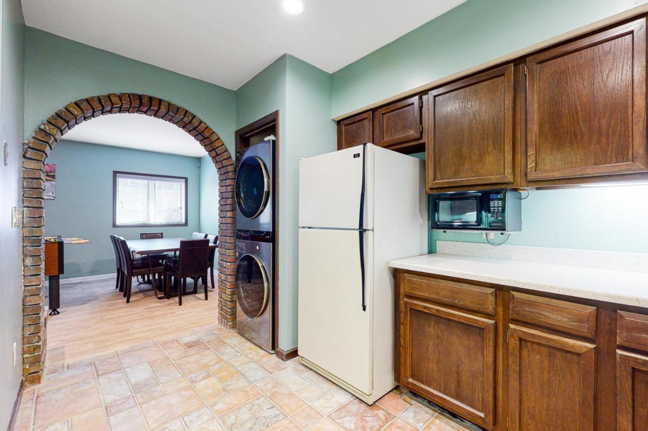 Smoky Mountain Castle Caretaker'S Apartment Sevierville Ngoại thất bức ảnh