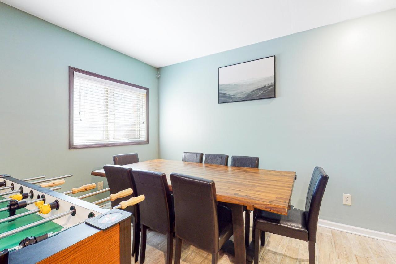 Smoky Mountain Castle Caretaker'S Apartment Sevierville Ngoại thất bức ảnh