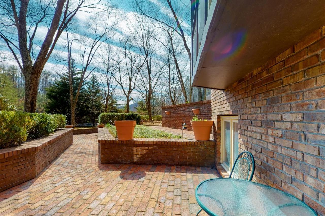 Smoky Mountain Castle Caretaker'S Apartment Sevierville Ngoại thất bức ảnh
