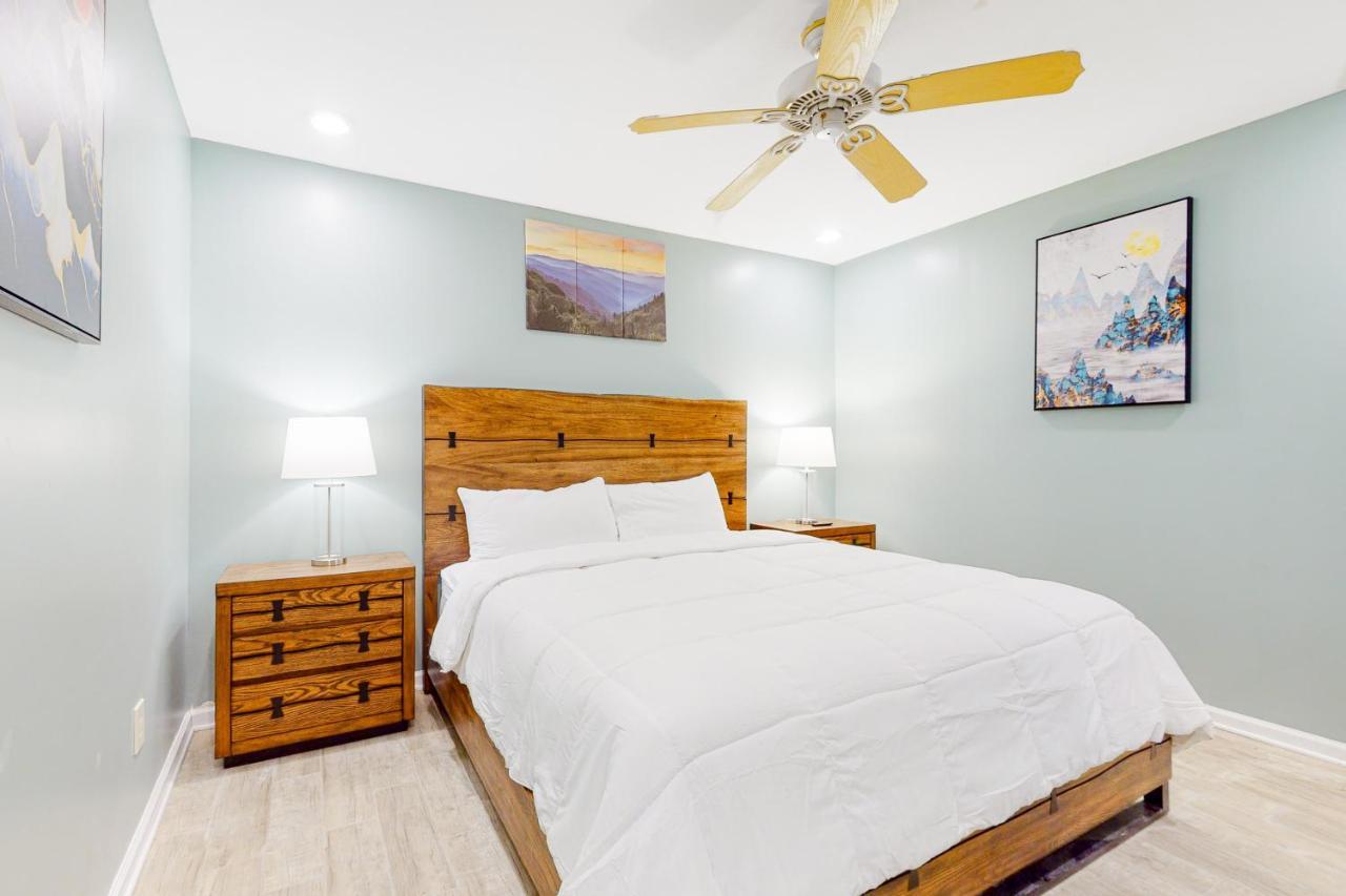 Smoky Mountain Castle Caretaker'S Apartment Sevierville Ngoại thất bức ảnh