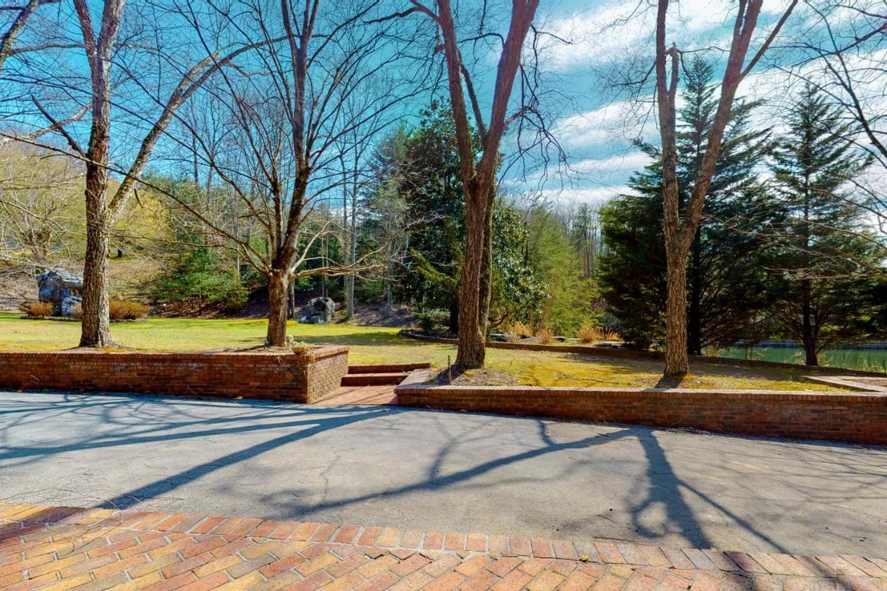 Smoky Mountain Castle Caretaker'S Apartment Sevierville Ngoại thất bức ảnh